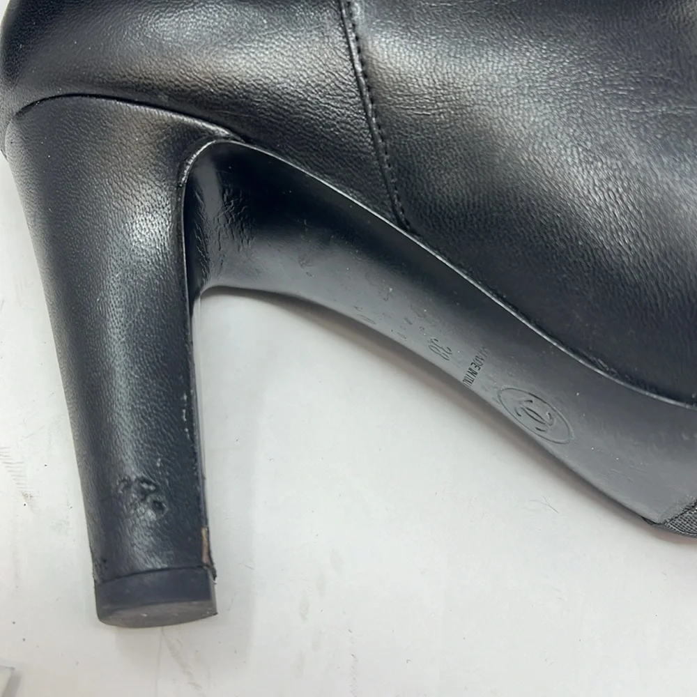 Chanel Sz 38 Short Lambskin Pull On 3.5”Heel Boots Booties
